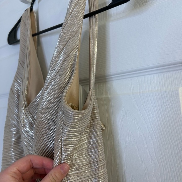 JB Boutique Women's Pleated Metallic Knit Faux Crossover Sleeveless Gown size 6 - Picture 5 of 12